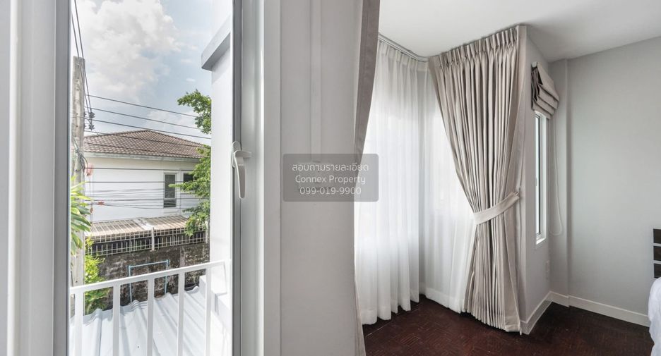For sale 2 bedrooms townhouse in Bang Khen, Bangkok