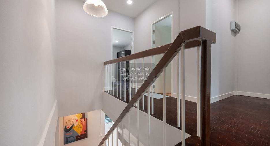 For sale 2 bedrooms townhouse in Bang Khen, Bangkok