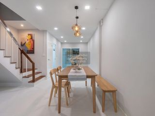 出售 2 卧室 联排别墅 在 Bang Khen, 曼谷