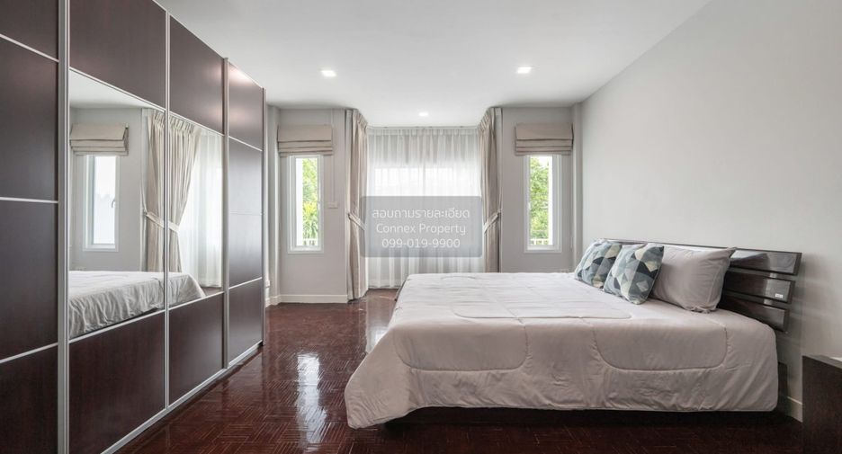 For sale 2 bedrooms townhouse in Bang Khen, Bangkok