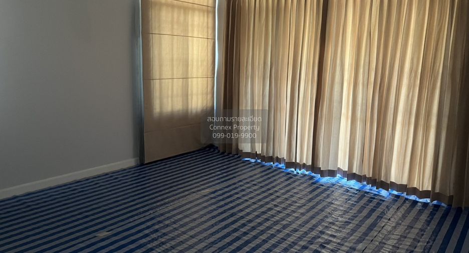 For sale 4 bedrooms house in Suan Luang, Bangkok
