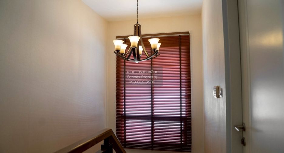 For sale 4 bedrooms house in Bangkok Noi, Bangkok