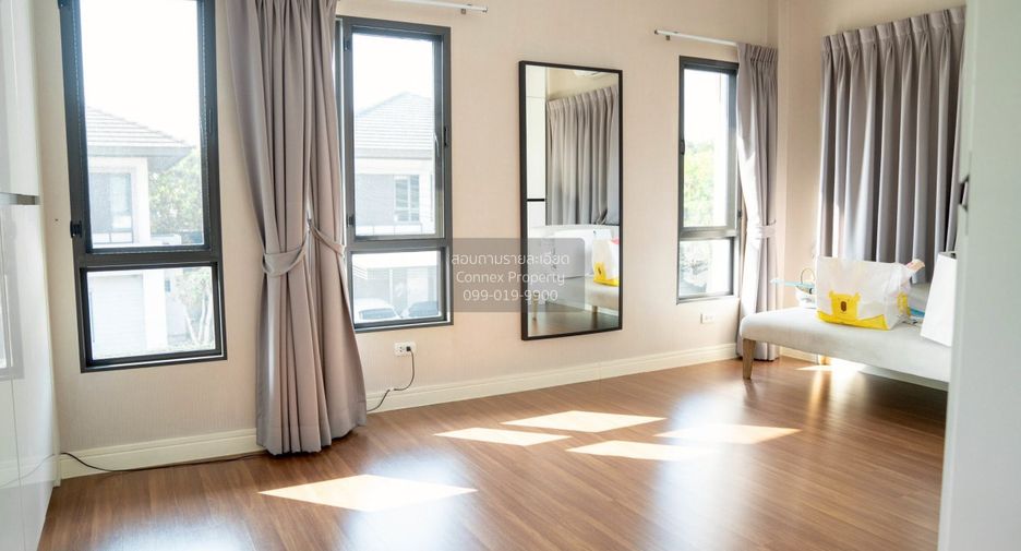 For sale 4 bedrooms house in Bangkok Noi, Bangkok