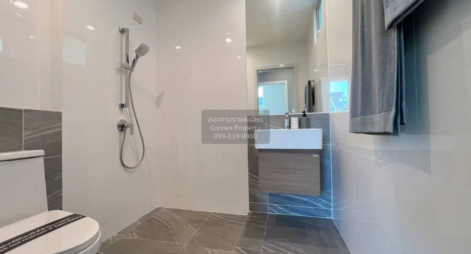 For sale 4 bedrooms house in Bang Phli, Samut Prakan