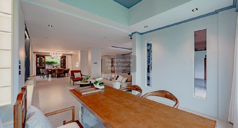 For sale 5 ベッドルーム house in Phra Khanong, Bangkok