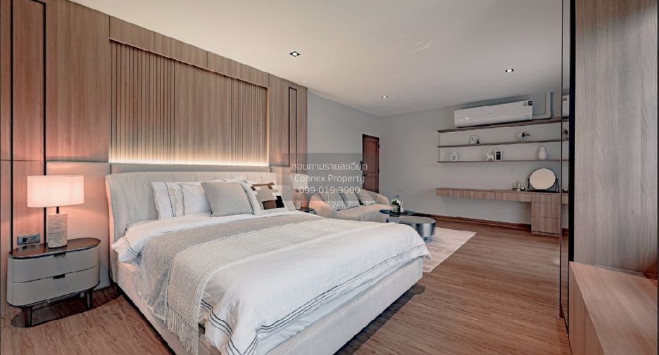 For sale 5 ベッドルーム house in Phra Khanong, Bangkok
