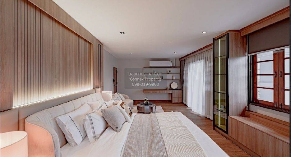 For sale 5 ベッドルーム house in Phra Khanong, Bangkok