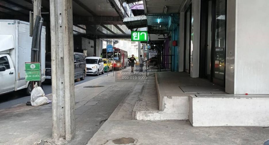 Gewerbefläche zum Kauf mit 10 Zimmer in Bang Kapi, Bangkok