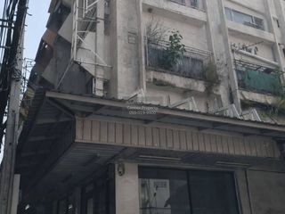 出售 10 卧室 商业空间 在 Bang Kapi, 曼谷