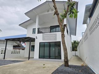 Casa en venta de 4 habitaciones en Bang Yai, Nonthaburi