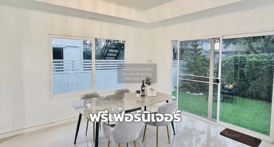 For sale 4 bedrooms house in Khlong Sam Wa, Bangkok