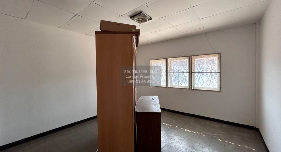 For sale 2 bedrooms townhouse in Khlong Sam Wa, Bangkok
