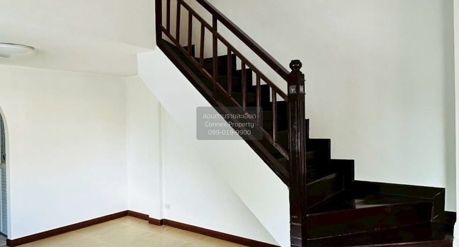 For sale 3 bedrooms townhouse in Khan Na Yao, Bangkok
