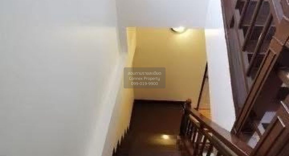 For sale 3 bedrooms townhouse in Khan Na Yao, Bangkok