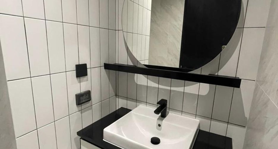 For sale 1 bed condo in Khlong San, Bangkok