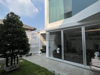 For sale 4 bedrooms house in Lat Phrao, Bangkok