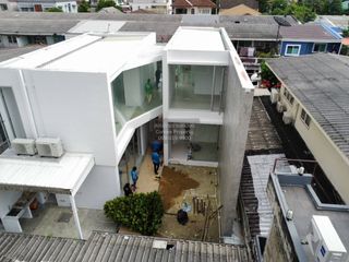 For sale 4 bedrooms house in Lat Phrao, Bangkok