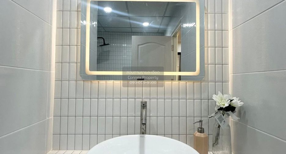 For sale 1 bed condo in Wang Thonglang, Bangkok