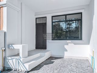 Casa adosada en venta de 3 habitaciones en Mueang Pathum Thani, Pathum Thani