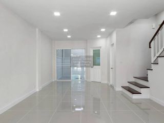 For sale 3 bedrooms townhouse in Bueng Kum, Bangkok