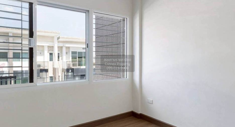 For sale 3 bedrooms townhouse in Bueng Kum, Bangkok