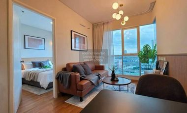 For sale 1 bed condo in Yan Nawa, Bangkok