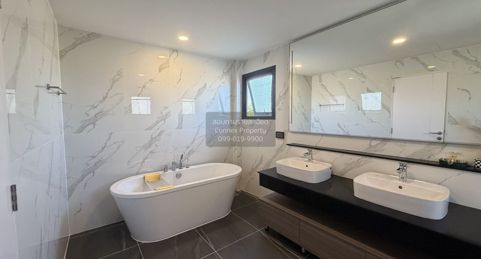 Haus zur Miete mit 5 Zimmer in Bang Phli, Samut Prakan