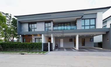Haus zur Miete mit 5 Zimmer in Bang Phli, Samut Prakan