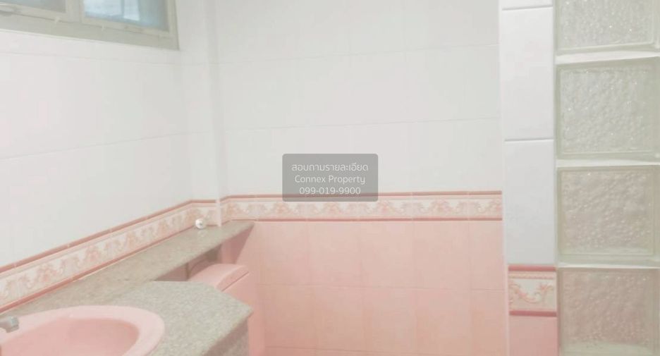 For rent 4 bedrooms house in Bang Bua Thong, Nonthaburi