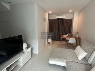 Casa adosada en alquiler de 2 habitaciones en Sai Mai, Bangkok
