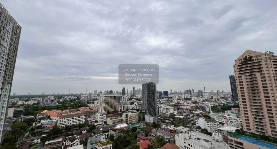 For rent 2 bedrooms condo in Sathon, Bangkok