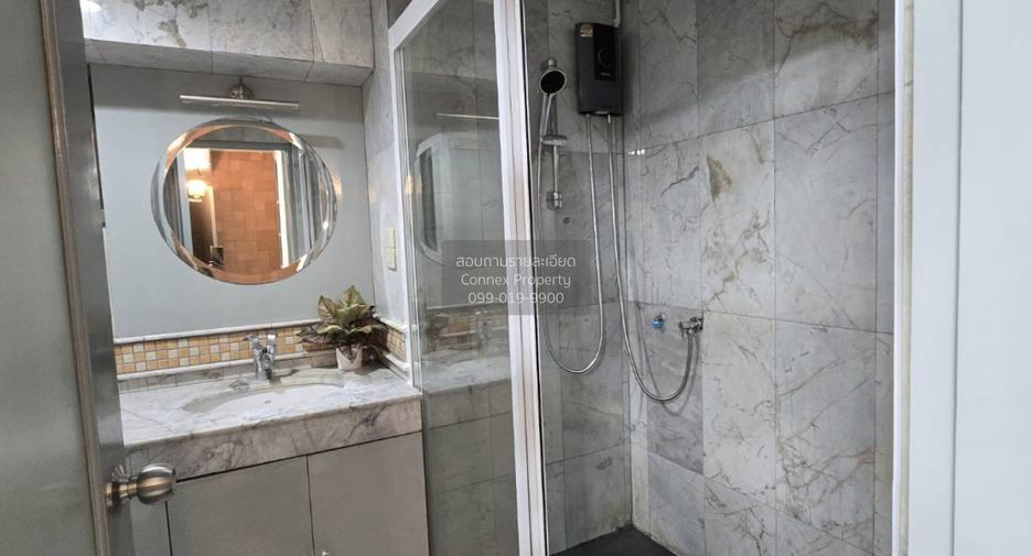 For rent 2 ベッドルーム condo in Pathum Wan, Bangkok
