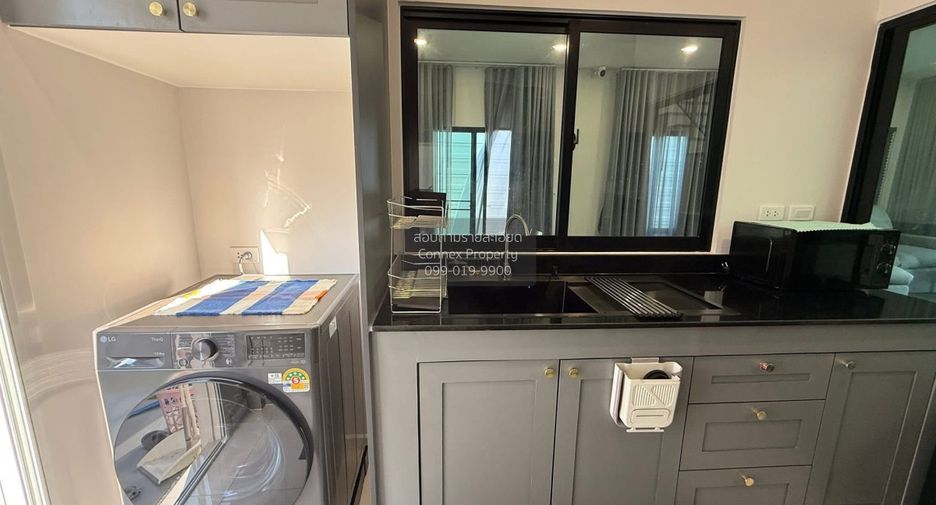 For rent 4 bedrooms house in Bang Phli, Samut Prakan