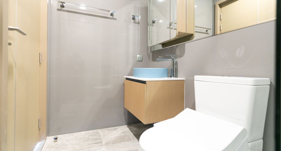 For rent 2 bedrooms condo in Suan Luang, Bangkok