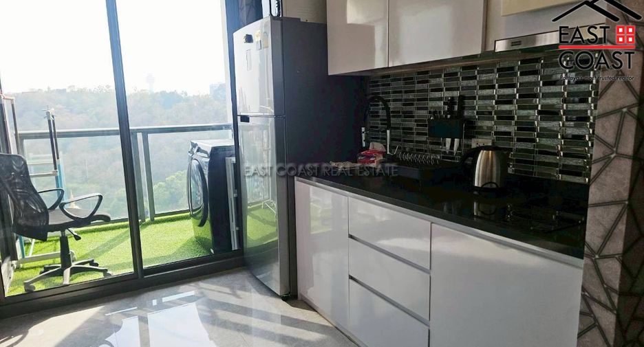 À vendre 2 chambres condo à Bang Lamung, Chonburi