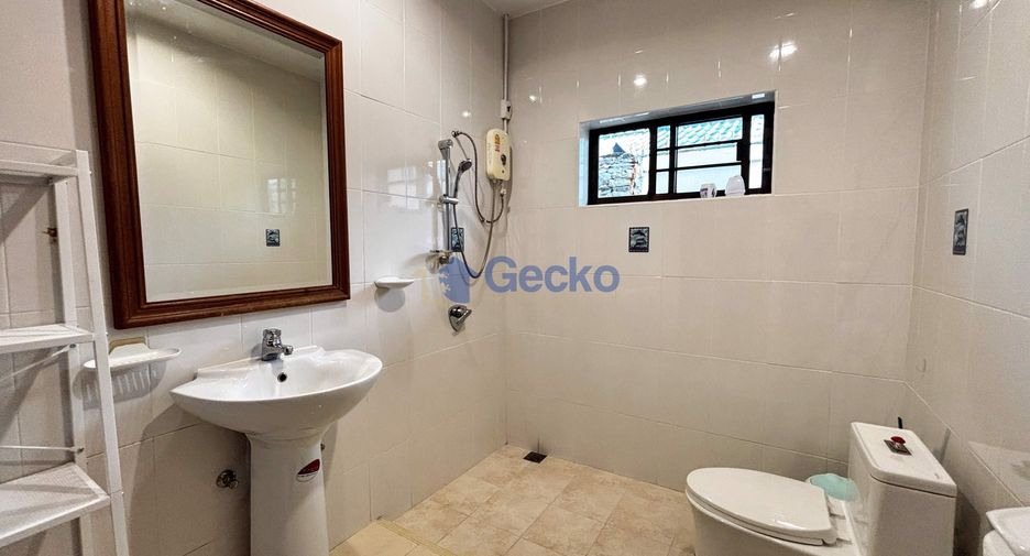 Haus zum Kauf mit 5 Zimmer in Bang Lamung, Chonburi