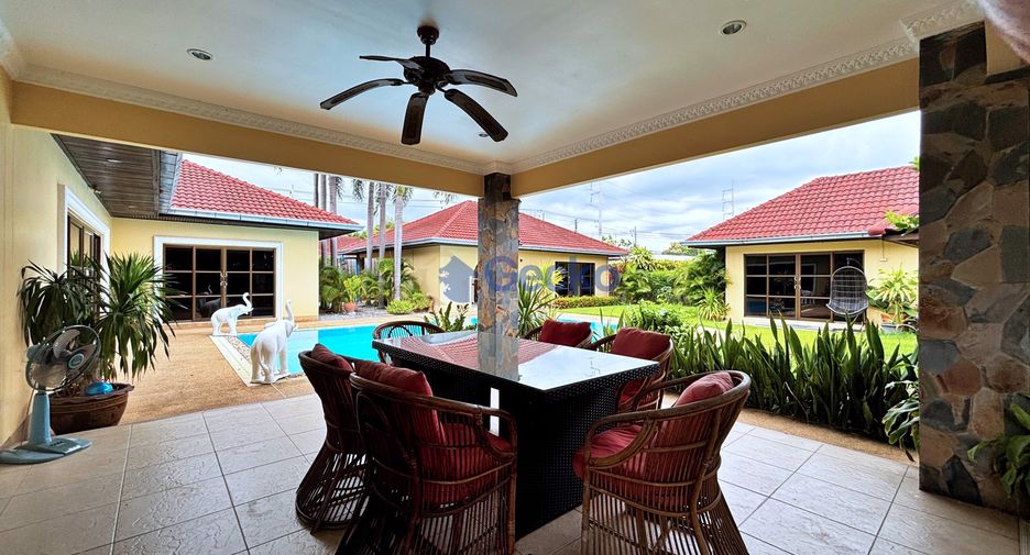 Haus zum Kauf mit 5 Zimmer in Bang Lamung, Chonburi