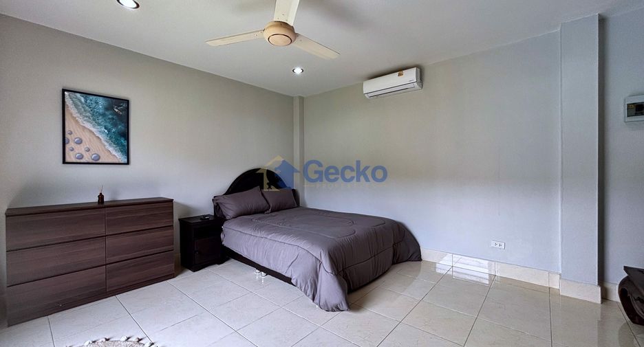 Haus zum Kauf mit 5 Zimmer in Bang Lamung, Chonburi
