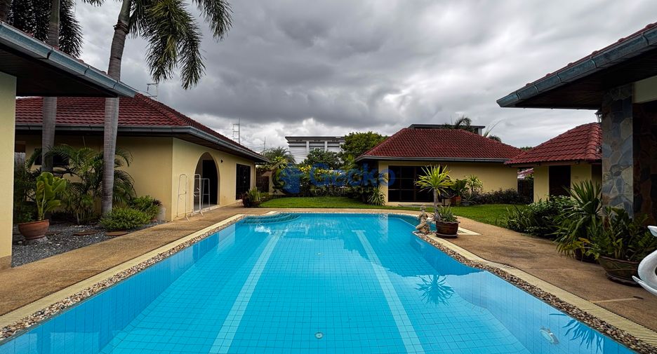 Haus zum Kauf mit 5 Zimmer in Bang Lamung, Chonburi