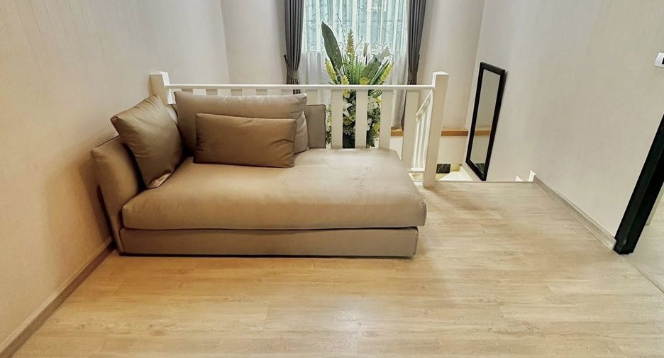 Haus zum Kauf mit 4 Zimmer in Bang Lamung, Chonburi