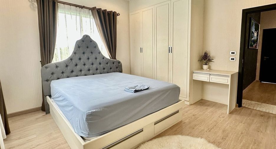 Haus zum Kauf mit 4 Zimmer in Bang Lamung, Chonburi
