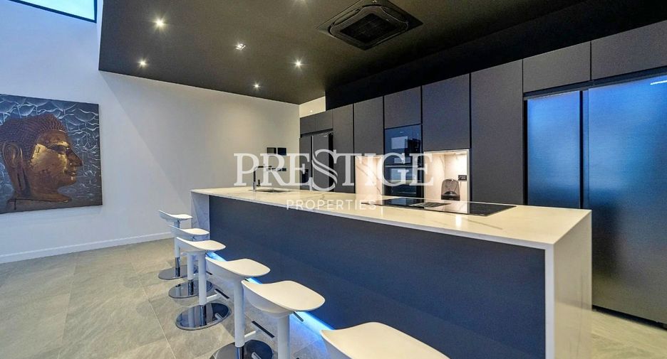 For sale 6 bedrooms house in Bang Lamung, Chonburi