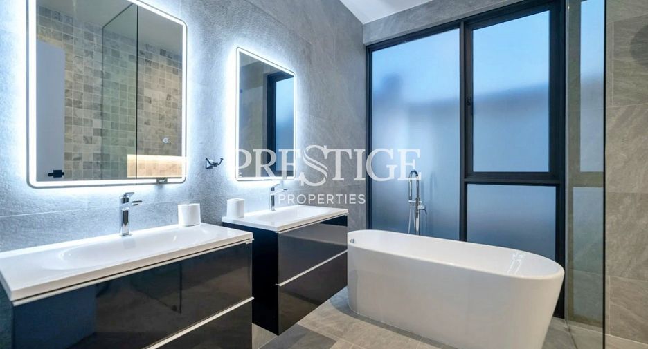 For sale 6 bedrooms house in Bang Lamung, Chonburi