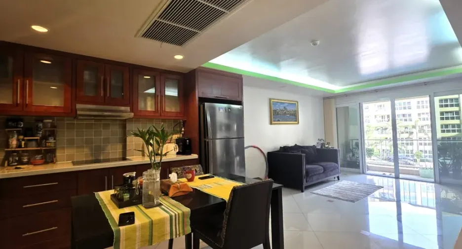 À vendre 2 chambres condo à Sattahip, Chonburi
