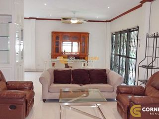 Haus zur Miete mit 4 Zimmer in Bang Lamung, Chonburi