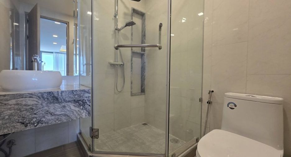 Wohnung zum Kauf mit 2 Zimmer in Pratumnak, Pattaya