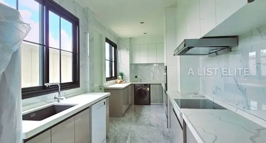 For rent 4 bedrooms house in Bang Lamung, Chonburi