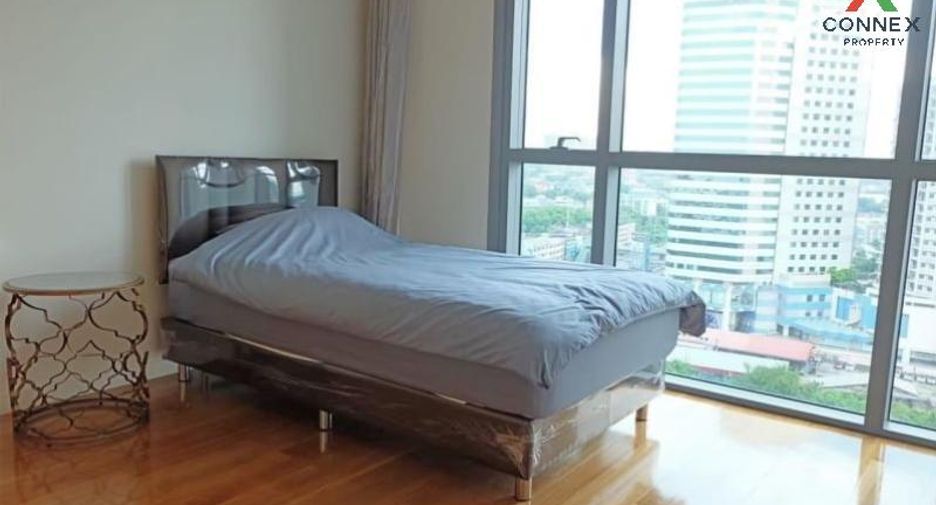 Wohnung zur Miete mit 2 Zimmer in Yan Nawa, Bangkok