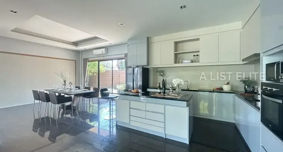 For rent 3 bedrooms house in Bang Lamung, Chonburi