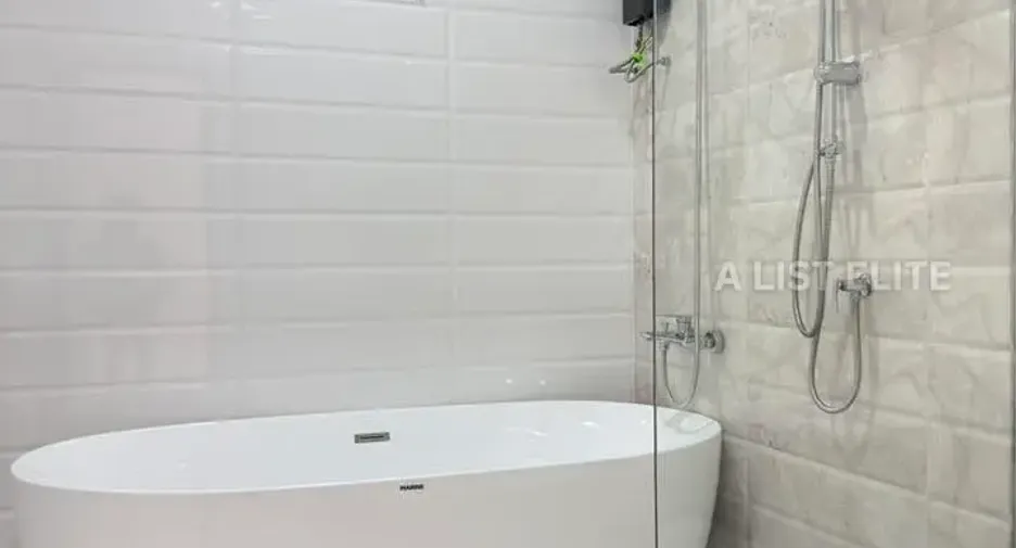 Haus zum Kauf mit 6 Zimmer in Mueang Tak, Tak